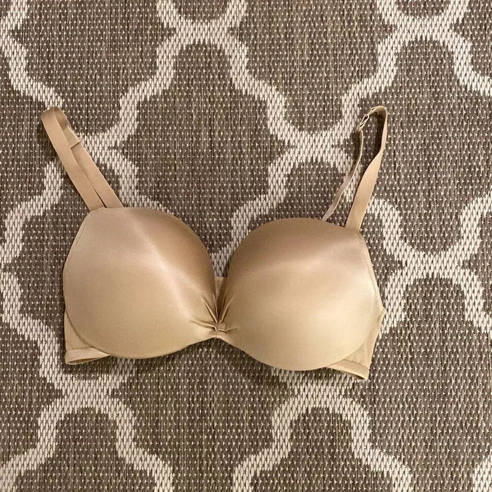 Cacique bra size 38DDD